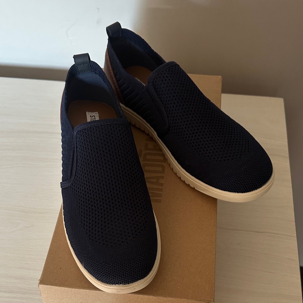 Steve Madden Black and Brown Slip-On Loafers